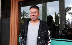 Vicky Prasetyo Klarifikasi Soal Lamarannya pada Shezy Idris