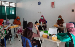 UMY Bantu Kader ‘Aisyiyah Mergangsan Tangani Pasien Pasca-TB