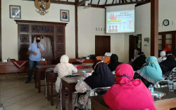 FKIK UMY Tingkatkan Peran Masyarakat dalam Deteksi Kanker