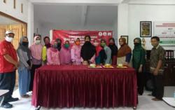 PKM UMY Berdayakan Ekonomi Keluarga di Nasri Moyudan