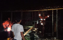 Tengah Malam, Dapur dan Kandang Milik Warga Kokap Terbakar
