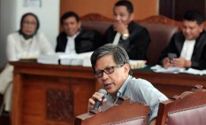 Rocky Gerung Sebut Istana Gagal Berpikir soal Gatot dan Habib Rizieq 