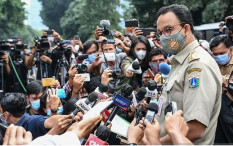  Rocky Gerung Curiga Pemanggilan Anies untuk Layani Kepentingan Istana