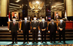 Wagub Riza Patria Positif Covid-19, Kapan Terakhir Kontak dengan Anies Baswedan?