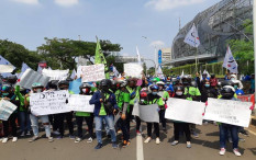 MK Tunda Sidang Uji Materi UU Ciptaker karena Covid - 19  