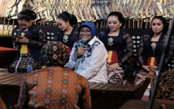 Muslimatun Bangga dengan Kiprah Seniman Jogja