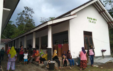 Warga Klaten di KRB III Merapi Dites Swab