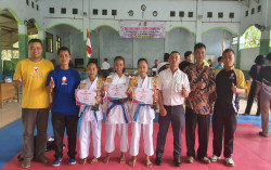 Aski Jadi Juara Umum di Kerjurda Karate Gunungkidul