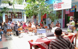 UMY Beri Pelatihan Digital Marketing untuk Penguatan Branding Sekolah