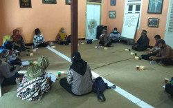 Forkom LKS LU DIY Akan Dampingi Lansia Pengungsi Merapi