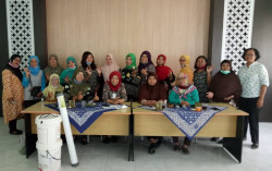 Warga Ngupasan Semangat Kelola Bank Sampah