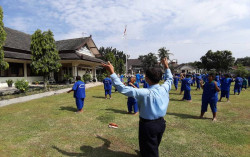 Semangat Olah Raga, Cara Cegah Pandemi Covid 19 di Balai RSBKL Dinas Sosial DIY