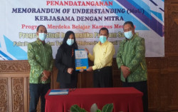 KABAR KAMPUS: Semester Genap, Unriyo Terjunkan Mahasiswa Kuliah di Luar Kampus 