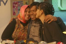 Kiwil Mesra dengan Istri Baru, Istri Pertama Pilih Menangis