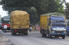  Pengusaha Truk Mencak-Mencak karena Dilarang Lewat Tol 23-24 Desember