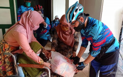 Peringati Hari Ibu, DPD PAN Kota Jogja Kunjungi Panti Asuhan Putri