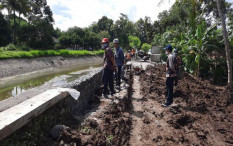 Rusak, Selokan Mataram Ditutup Sementara