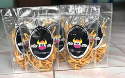 Program KKN PPM UMY Beri Pelatihan Warga Jlarem Mengolah Susu Sapi Murni Jadi Stick Susu
