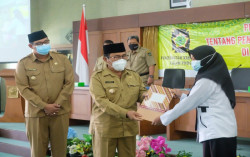 357 CPNS di Kulonprogo Terima SK, Bupati: Berstatus PNS Harus Jaga Sikap