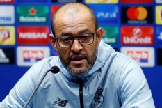 Kasus Covid-19 di Inggris Melonjak, Manajer Wolverhampton Khawatir Kondisi Jadi Memburuk