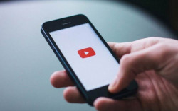 YouTube Uji Coba Fitur Beli Produk 
