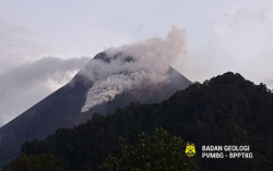 Lava Pijar & Awan Panas Merapi Mengarah ke Barat Daya