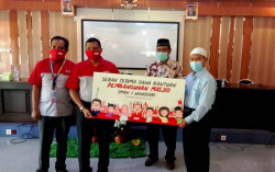 JNE Bantu Pembangunan Masjid di SMA Negeri 1 Wonosari