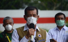 Positif Covid-19, Doni Monardo Tidak akan Disuntik Vaksin?