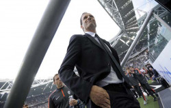 Chelsea & Roma Ingin Pakai Jasa Allegri