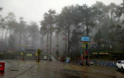 Hari Pertama Jateng di Rumah Saja, Begini Kondisi Wisata Tawangmangu