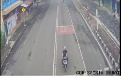 Foto-Foto Sepinya Jateng Saat Aturan di Rumah Saja, Seperti Kota Mati?