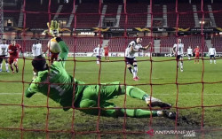 Tendangan Penalti Barisic Kunci Kemenangan Rangers di Kandang Antwerp