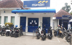 Diserang Orang Tak Dikenal, Dua Mesin ATM di UGM Terbakar