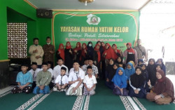 Paguyuban Ayem Tentrem Bantu Panti Asuhan