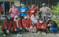 KKN UMY Tingkatkan Kapasitas Penjualan Tahu Telas