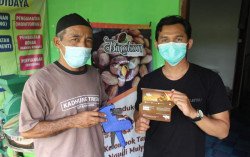 KKN UMY Buat Desain Kemasan Cokelat untuk Tingkatkan Kualitas Produk UMKM Bingkon Kakao