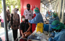 Pelaku Usaha Jasa Pariwisata Jogja Jalani Vaksinasi Massal
