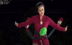 Rayakan Hari Lahir Sultan, Kraton Jogja Pentaskan Beksan Golek Jangkung Kuning