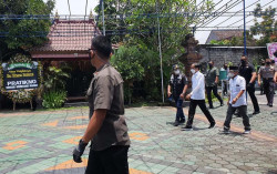Jokowi Sempatkan Melayat Wafatnya Ibu Sekjend PDI Perjuangan di Sleman