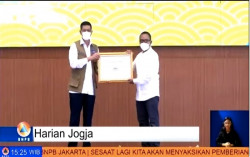 Harian Jogja Dapat Penghargaan Penanganan Covid dari BNPB
