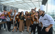 Hotel Platinum Adisucipto Launching Donat Lumer
