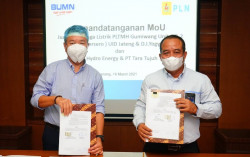 Dukung Pemanfaatan EBT, PLN Teken Perjanjian Jual Beli Tenaga Listrik PLTMH
