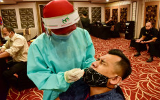 Dinyatakan Positif Setelah Suntik Vaksin Covid-19 Kedua, Epidemiolog Jelaskan Penyebabnya
