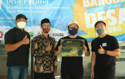 Yayasan Jajan Pahala Bantu Pembangunan Sumur Bor Air Bawah Tanah