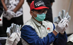 Korupsi Bansos: KPK Sita Barang & Dokumen Milik Perantara Politisi PDIP