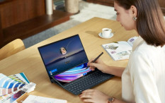 Multitasking Produktif dengan Layar Ganda ZenBook Duo 14 (UX482) 