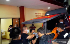  Jasad Terduga Teroris Penyerang Mabes Polri Tiba di RS Polri, Pengamanan Diperketat