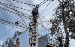 PLN Berhasil Atasi Listrik Padam Akibat Cuaca Ekstrem di Jogja