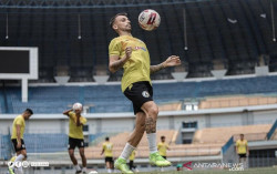 Lawan Persebaya, Gelandang PSS Sleman Siap Curi Poin