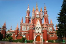 Berawal dari Mimpi Bu Tien Soeharto yang Terinspirasi Disney Land, Ini Sejarah TMII